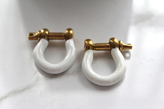 White Large Locking Clasp - Gold Plated