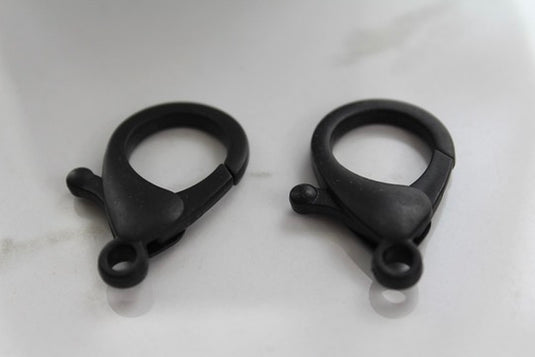 Black Oversized Lobster Clasp - Plastic