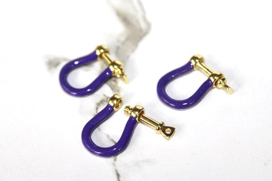 Load image into Gallery viewer, Purple Small Locking Ring Clasp - Gold Plated
