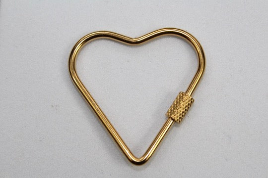 Load image into Gallery viewer, Large Heart Screw Carabiner - Gold Plated
