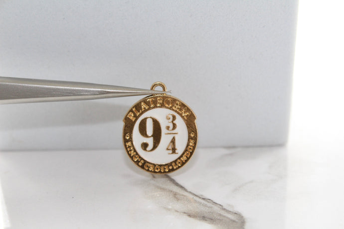 Platform 9 3/4 Charm - Gold Plated