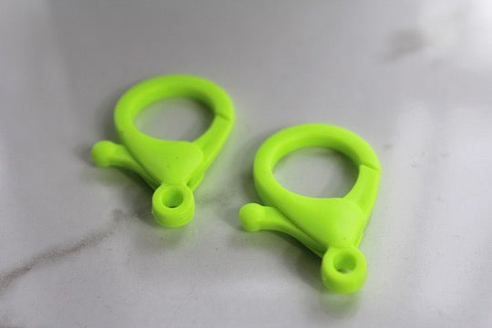 Load image into Gallery viewer, Lime Green Oversized Lobster Clasp - Plastic
