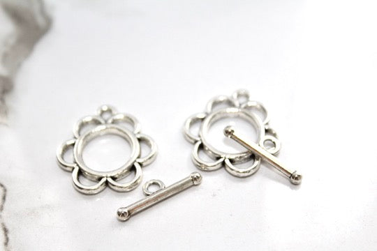 Load image into Gallery viewer, Flower Shape Toggle Clasp - Silver Plated
