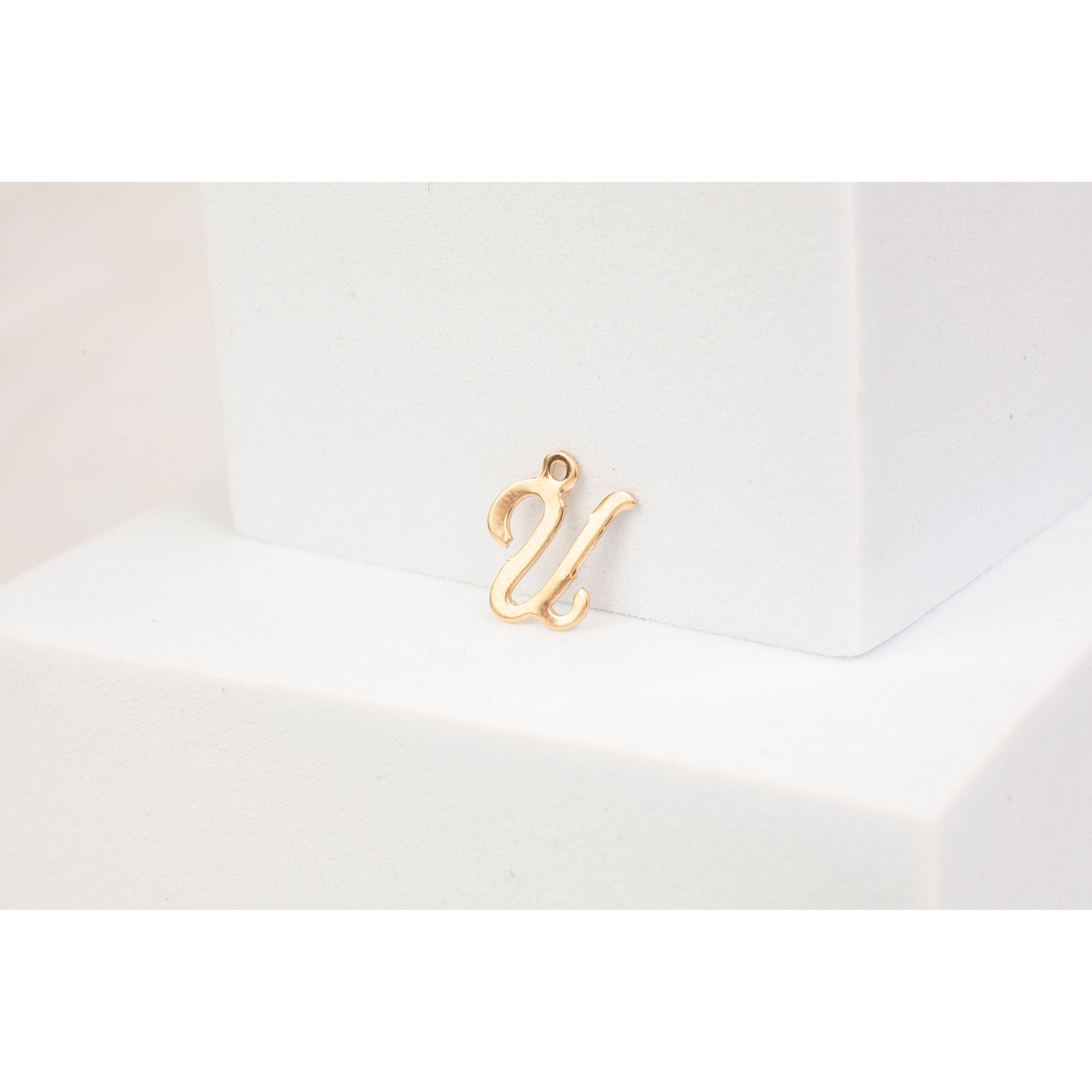 Letter Charm U