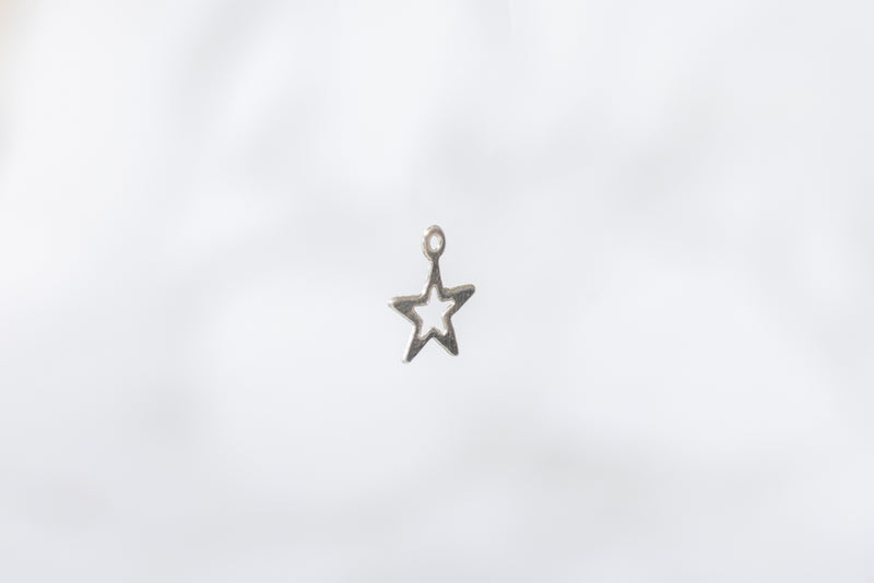 Load image into Gallery viewer, Dara Star Charm - Sterling Silver
