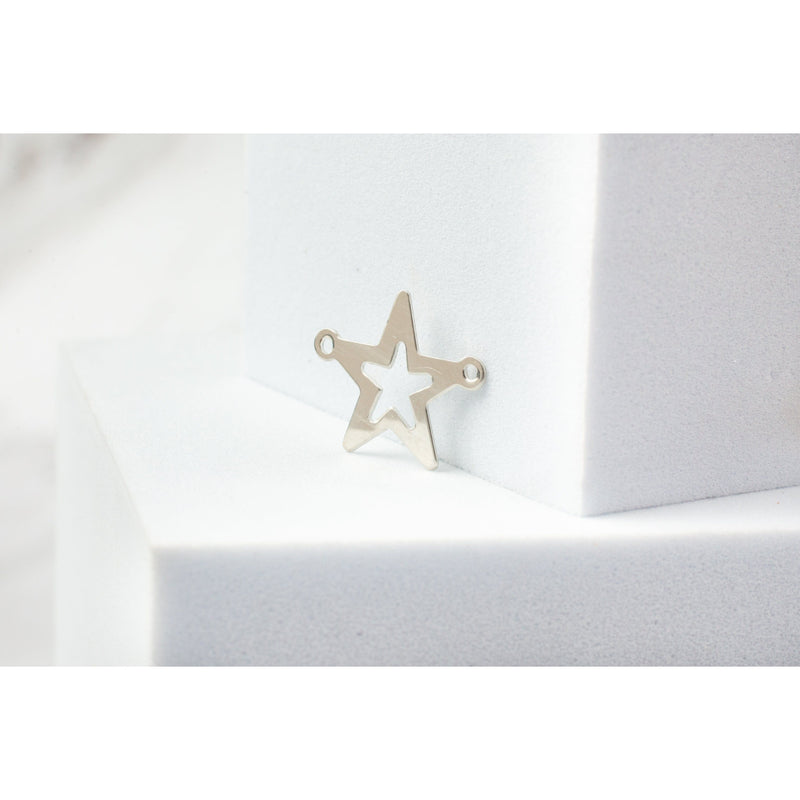 Load image into Gallery viewer, 2 Ring Flat Outline Star Charm - Sterling Silver
