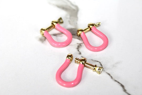 Load image into Gallery viewer, Hot Pink Small Locking Clasp - Gold Plated
