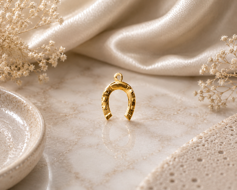 Load image into Gallery viewer, Horseshoe Charm - 14K Gold Filled (Yellow)
