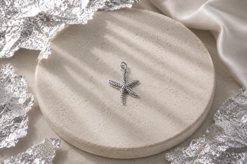 Load image into Gallery viewer, Patrick - 18K Gold PVD Stainless Steel Starfish Charm
