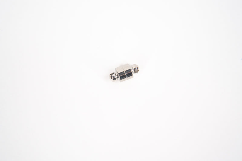 Cargue la imagen en el visor de la galería, 5.5mm Magnetic Clasp - 18K Gold PVD Stainless Steel
