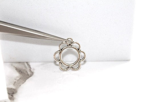 Flower Shape Toggle Clasp - Silver Plated