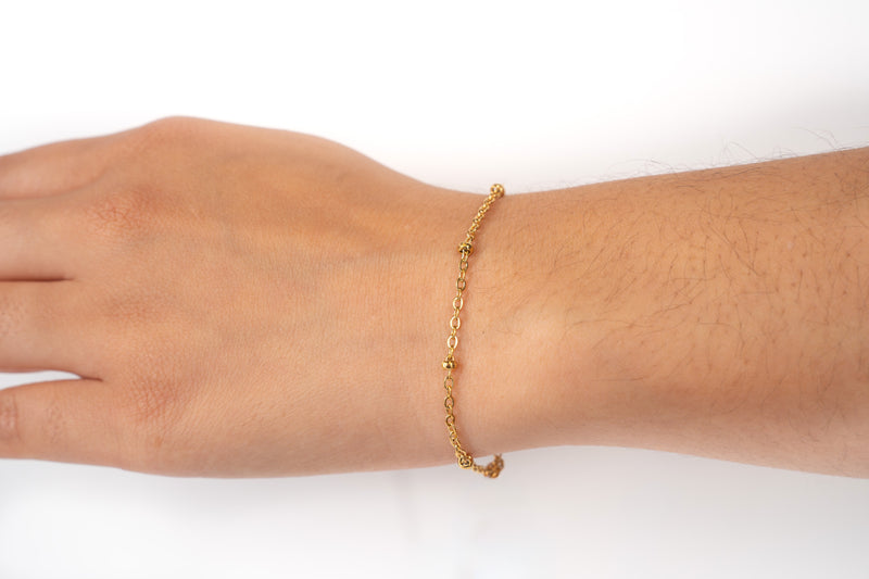 Cargue la imagen en el visor de la galería, Elee - 18K Gold PVD Stainless Steel (Yellow)
