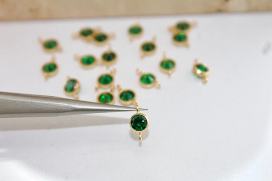 Load image into Gallery viewer, 4mm CZ Jade Connector - 14K Gold Filled (Yellow)
