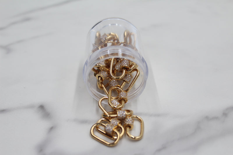 Load image into Gallery viewer, Carabiner Clasp with Screw Closure - Yellow Gold
