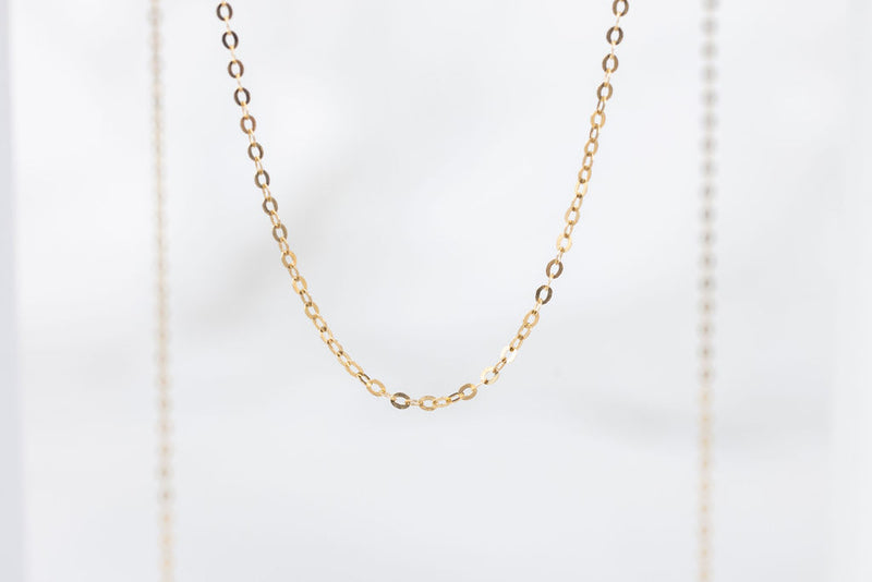 Load image into Gallery viewer, Yellow Gold  Oval Chain  Gold Chain  14k gold chain  14k Gold
