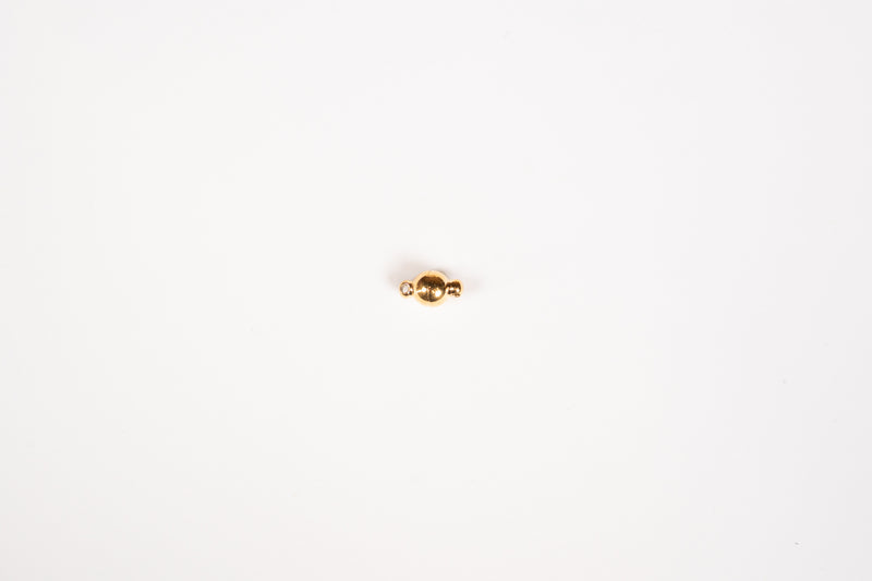 Load image into Gallery viewer, Round Magnetic Clasp - 18K Gold PVD
