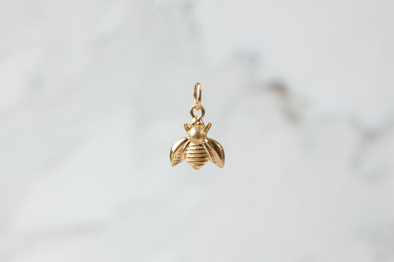 Load image into Gallery viewer, Bee Charm - 14K Solid Gold (Yellow)
