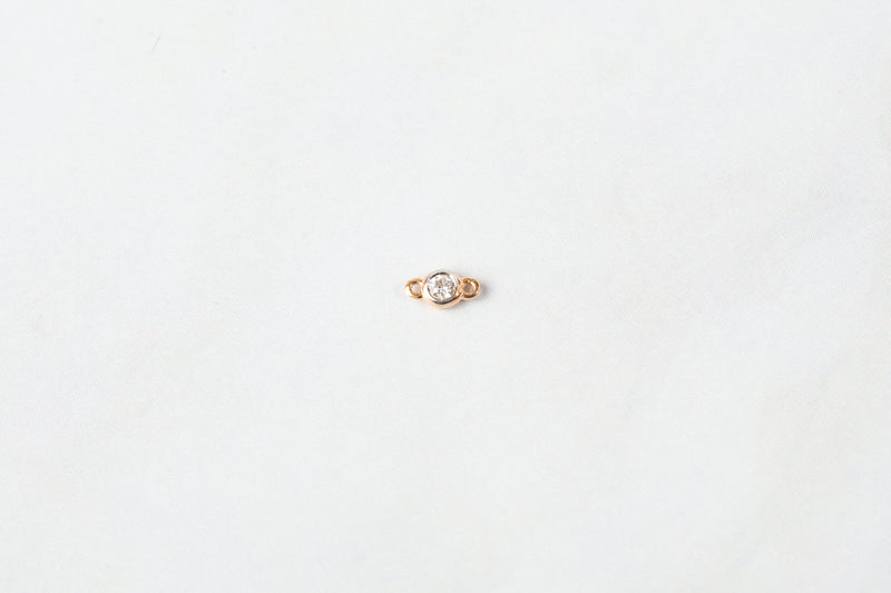 Load image into Gallery viewer, Diamond Bezel-Set Connector - 14K Solid Gold (Rose)
