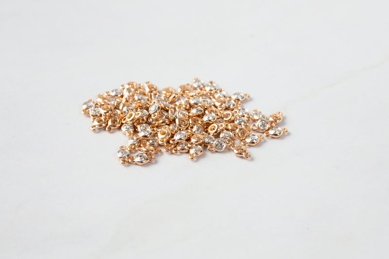Load image into Gallery viewer, Diamond Bezel-Set Connector - 14K Solid Gold (Rose)
