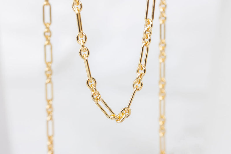 Load image into Gallery viewer, Yellow Gold  long and short  Gold Filled  Gold Chain  Gold
