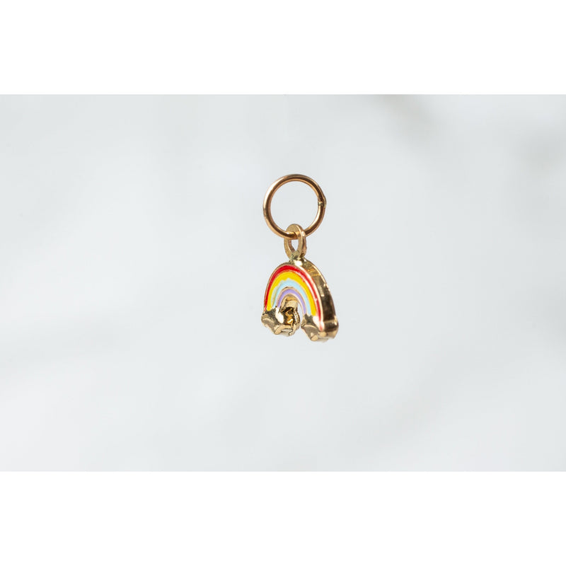 Load image into Gallery viewer, 7x5mm 14k Yellow Gold Rainbow Charm
