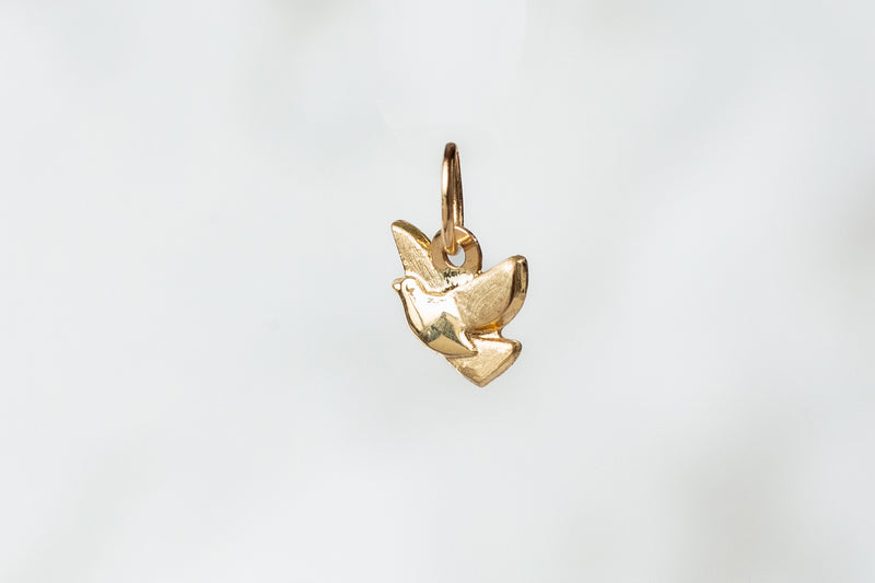 Load image into Gallery viewer, Dove Bird Charm - 14K Solid Gold (Yellow)
