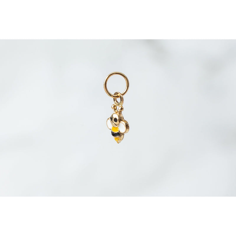 Load image into Gallery viewer, 5x6mm 14k Yellow Gold Bee Charm
