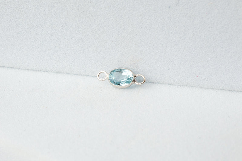 Load image into Gallery viewer, 3x4mm Oval Blue Gemstone Connector - 14K Solid Gold (White)
