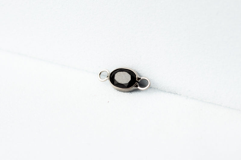 Load image into Gallery viewer, 3x4mm Oval Black Spinel Gemstone Connector - 14K Solid Gold (White)
