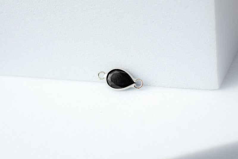 Load image into Gallery viewer, 6x4mm Pear Black Spinel Connector - 14K Solid Gold (White)
