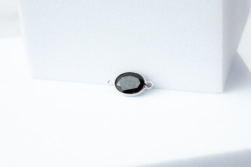6x8mm Oval Black Gemstone Connector - 14K Solid Gold (White)