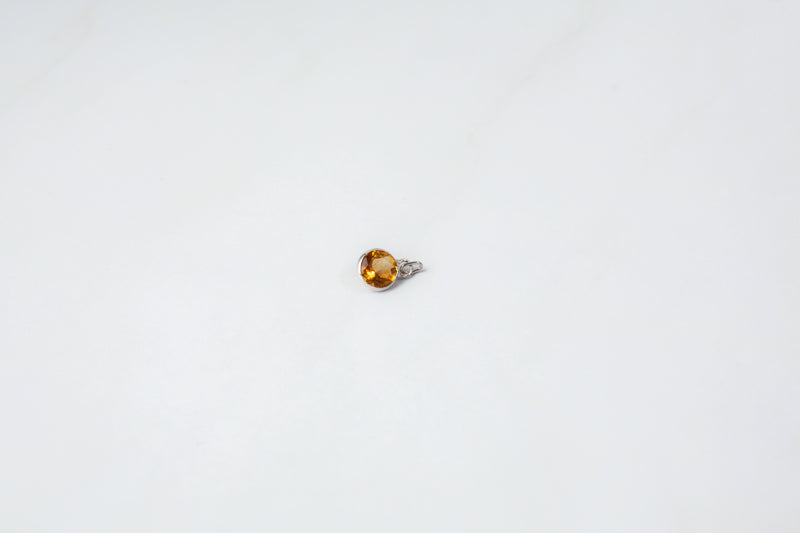 Load image into Gallery viewer, Round Citrine 4mm 14K Gold Bezel-Set Gemstone Charm
