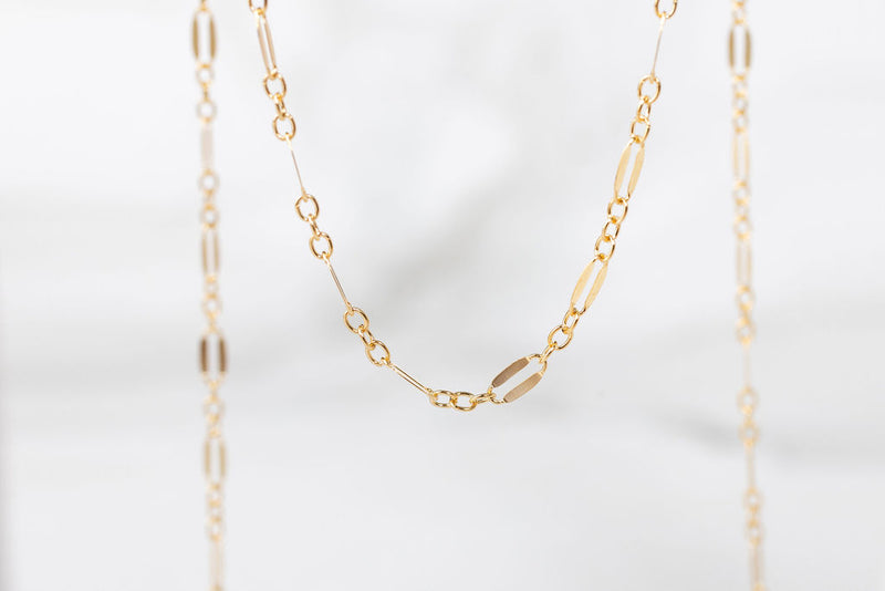 Load image into Gallery viewer, Yellow Gold  rectangle  Oval Chain  oval  Gold Filled  Gold Chain
