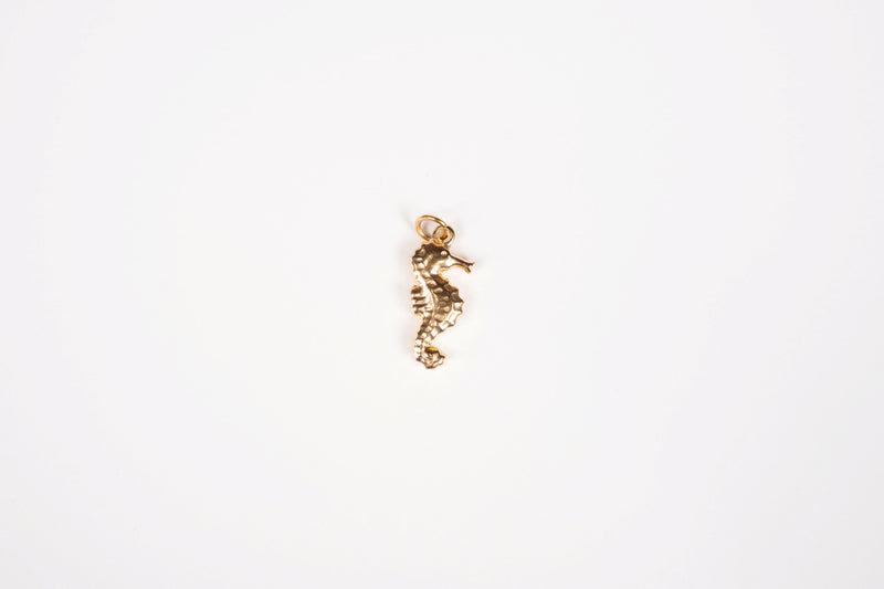 Load image into Gallery viewer, Sheldon - Seahorse Charm 18K Gold PVD
