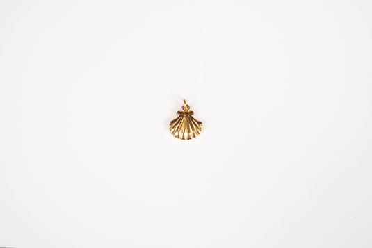 Clam Shell Charm - 18K Gold PVD