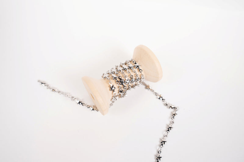 Load image into Gallery viewer, Electra - 18K Gold PVD Star Connector Chain
